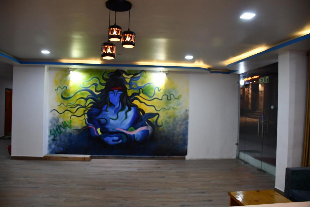 石番士旅馆酒店 Rishīkesh 外观 照片